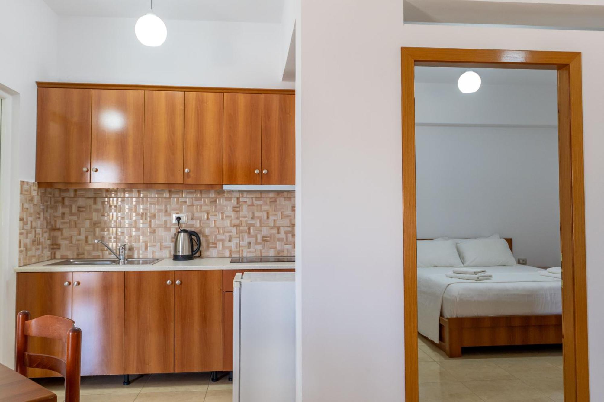 Aleksander Aparthotel كساميل المظهر الخارجي الصورة