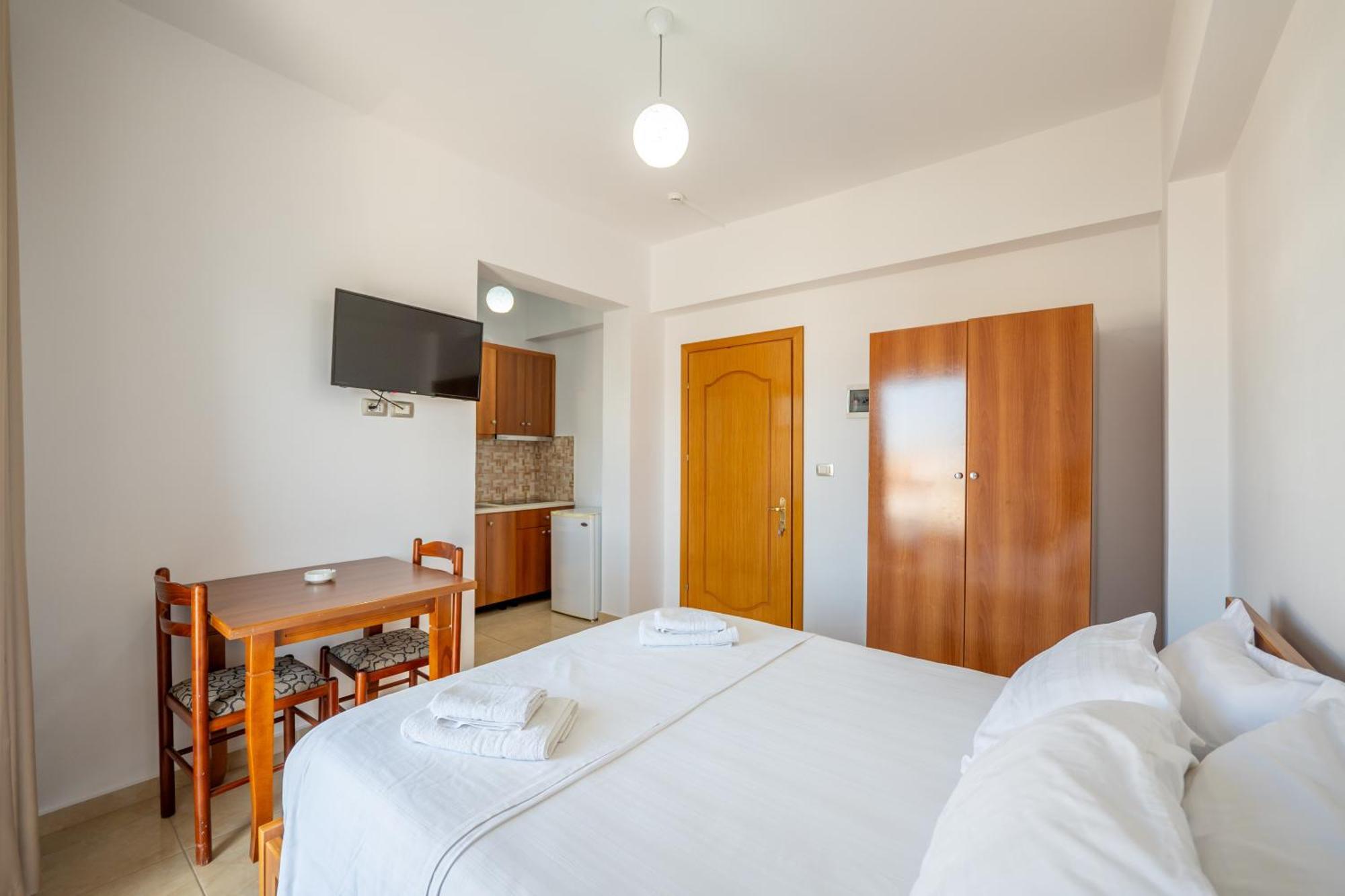 Aleksander Aparthotel كساميل المظهر الخارجي الصورة