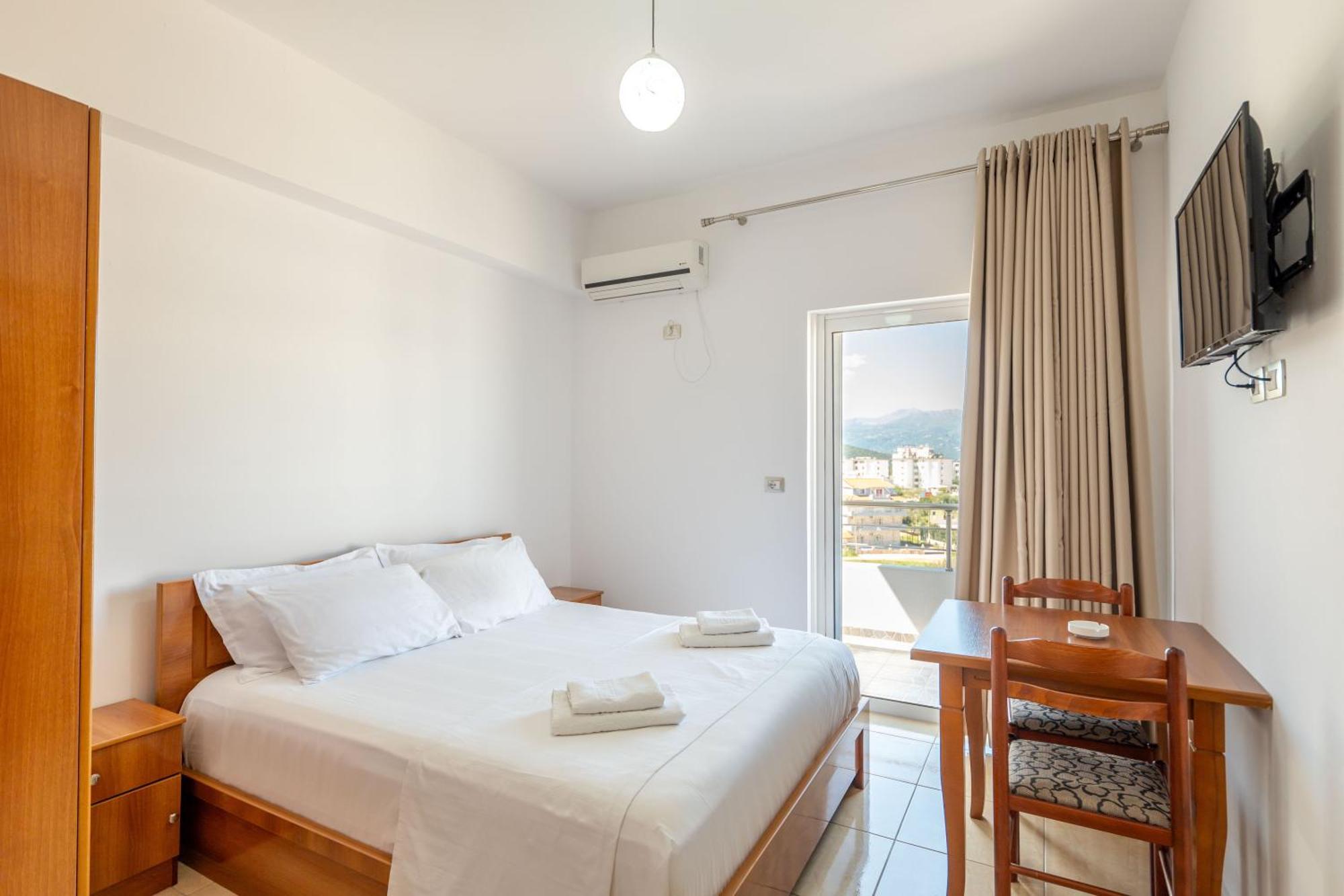 Aleksander Aparthotel كساميل المظهر الخارجي الصورة