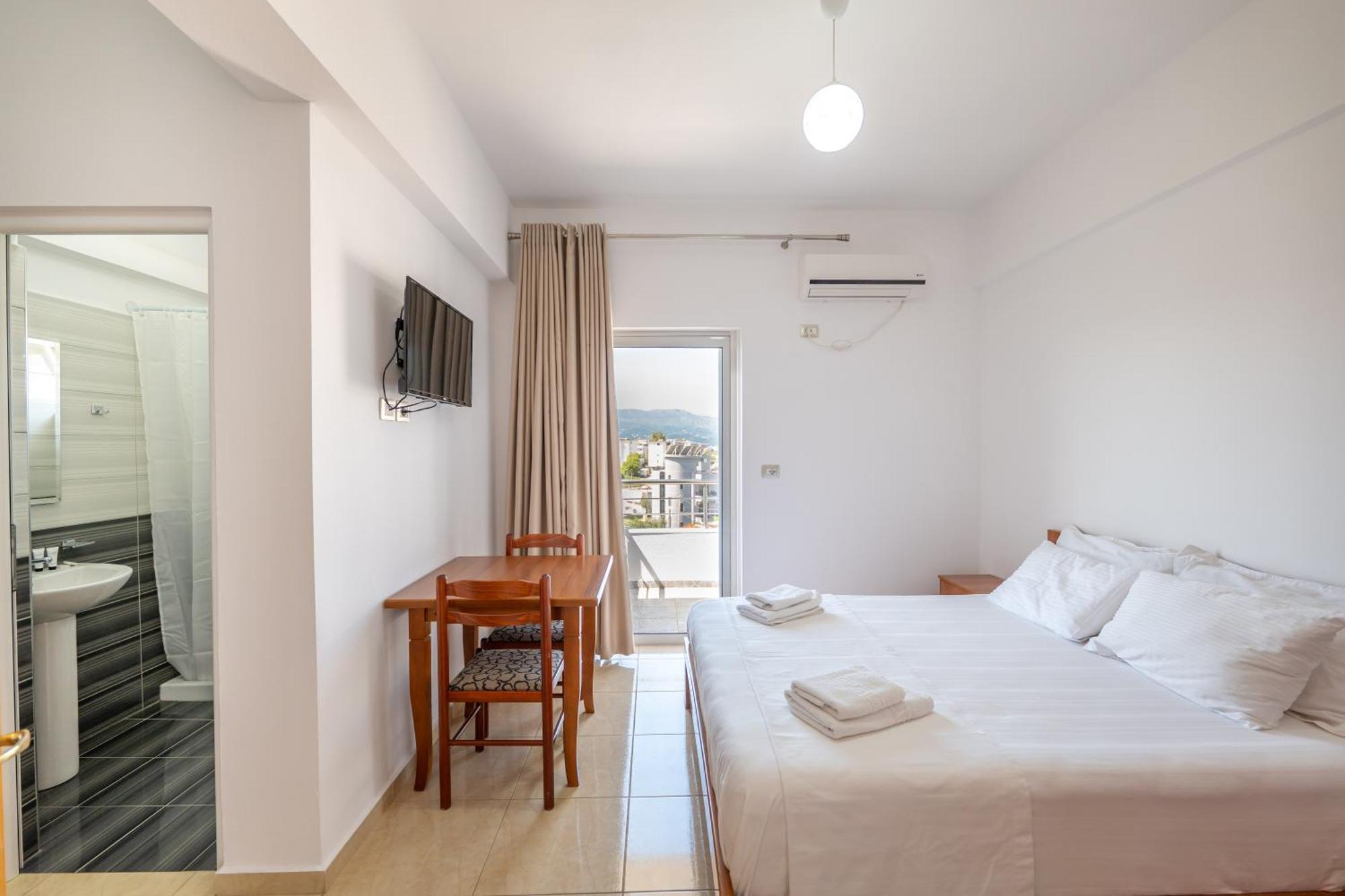 Aleksander Aparthotel كساميل المظهر الخارجي الصورة